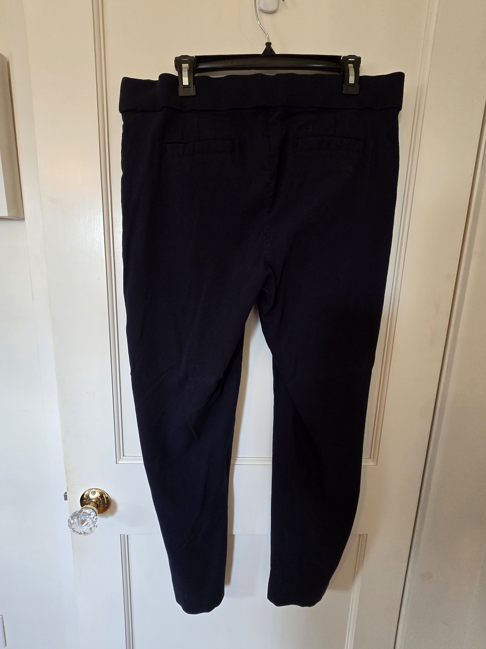 Liz Claiborne Black Pull-On Straight Leg Pants 18